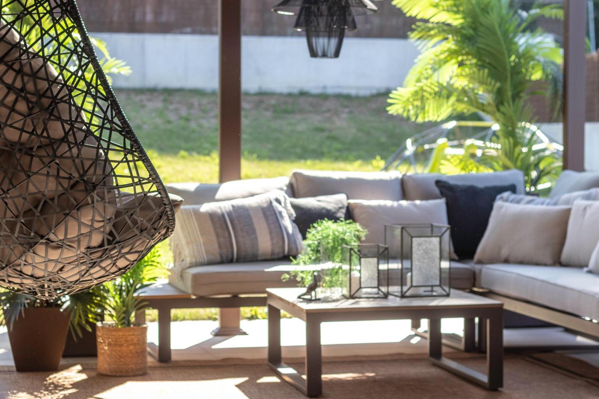 Akomodat En Precioso Y Moderno Con Jardin Y Parking Гечо Екстериор снимка